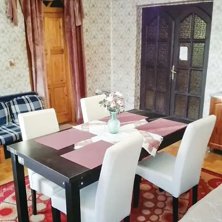 One Bedroom In * 에게르