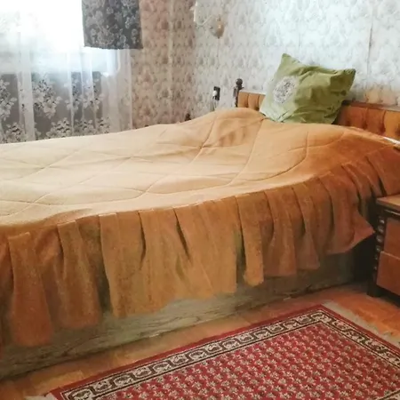 One Bedroom In 에게르
